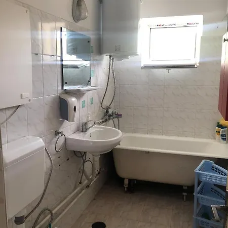 Apartament Cosvin 34 - Bychoice Apartment